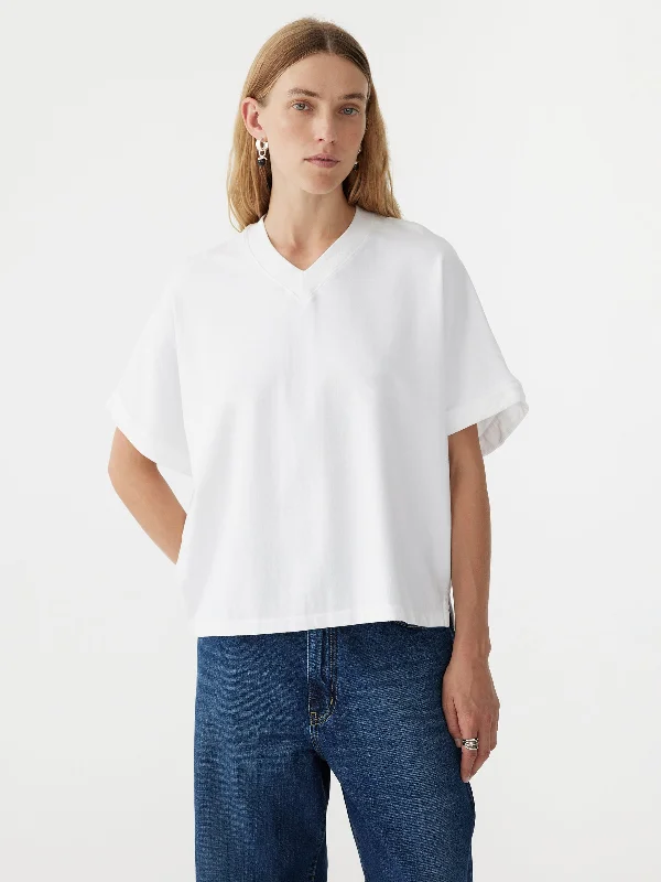 boxy v neck short sleeve t.shirt