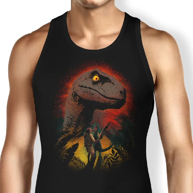 Clever Silhouette - Tank Top