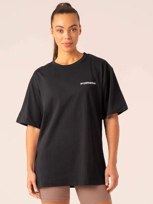 Industry Oversized T-Shirt - Black